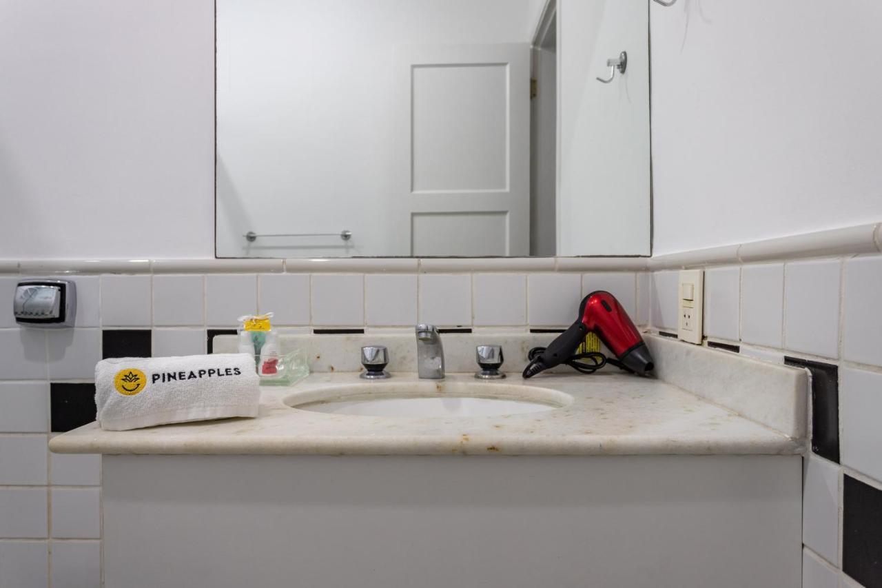 Apartamento Gracioso No Leblon - 2 Quartos - Ap102 Río de Janeiro